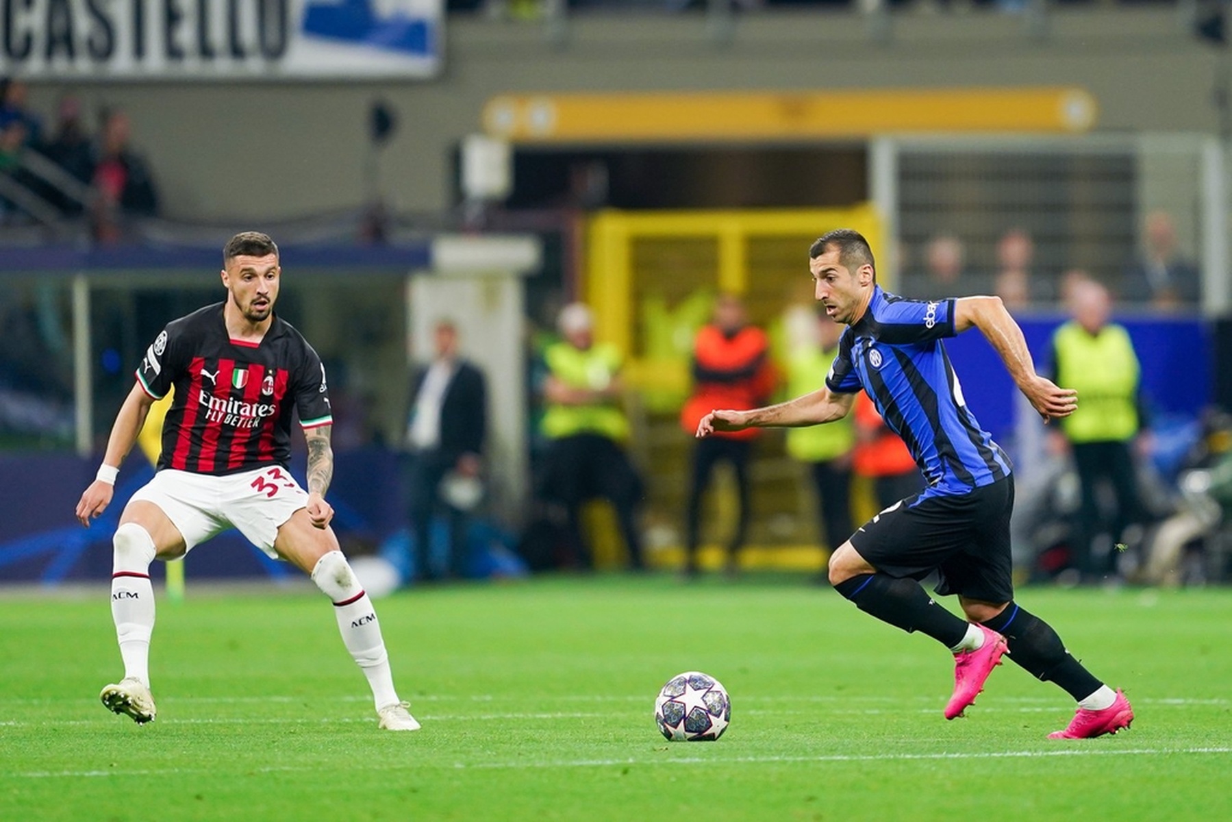 后者看似保 后者看似保